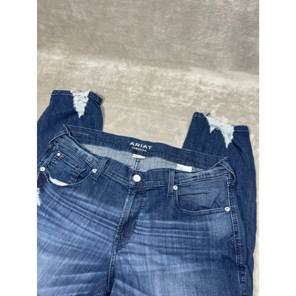 Ariat Denim Boyfriend Jeans Women Size 33R Dark Wash Distressed Straight